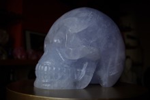 Crâne en quartz bleu